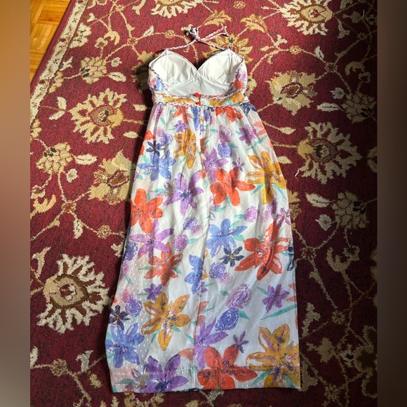 Brand new maxi dress never worn - Picture 2 of 3